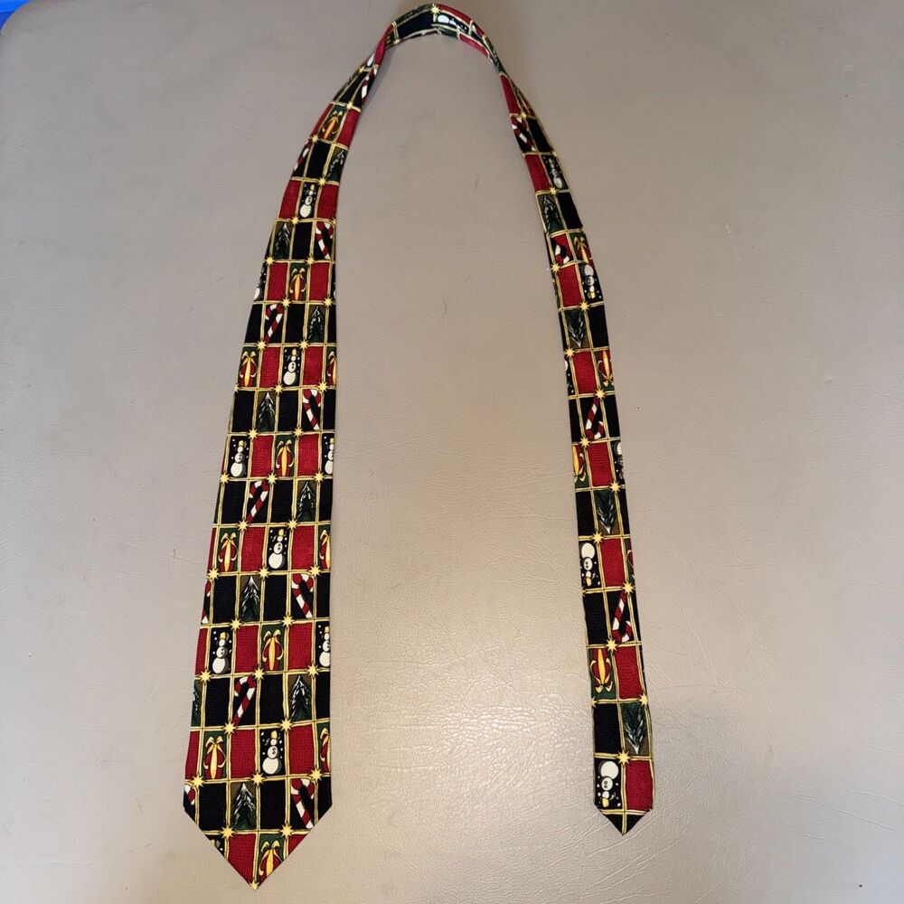 Zinc Men’s Tie Red Plaid Christmas